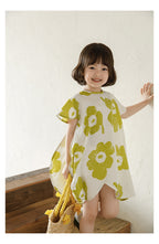 Vestido Túnica Floral Niña | Dobladillo Pétalo y Corte Trapecio Inspiración Asiática
