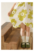 Vestido Túnica Floral Niña | Dobladillo Pétalo y Corte Trapecio Inspiración Asiática